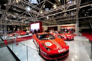Noul Ferrari 458 Challenge debuteaza la Bologna
