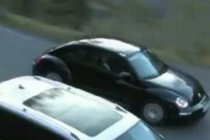 VIDEO: Noul Volkswagen Beetle spionat pe strada