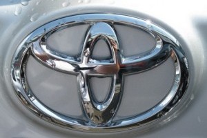 Toyota reduce cifra vanzarilor pentru 2011