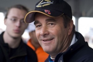 Mansell prezice o lupta titanica pentru 2011