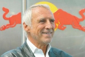 Mateschitz respinge speculatiile plecarilor unor oficiali de la Red Bull