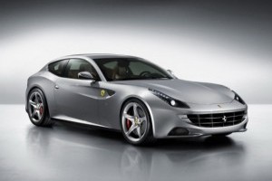 Noi imagini cu modelul Ferrari FF