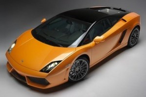 Lamborghini Gallardo Bicolore debuteaza in Qatar