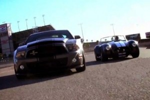 VIDEO: Shelby Cobra vs Ford Mustang Super Snake