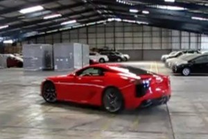 VIDEO: Asa se marcheaza achizitia unui Lexus LF-A!