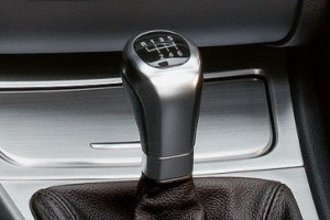 Noul BMW M5 va pastra transmisia manuala