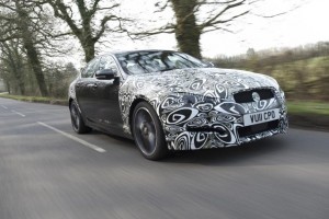 Noul Jaguar XF, teaser pentru New York Auto Show