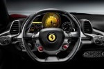 VIDEO: bordul lui Ferrari 458 Italia, explicat buton cu buton
