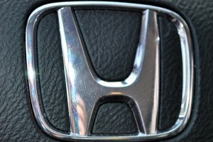 Hackerii au furat datele a 283.000 de clienţi Honda