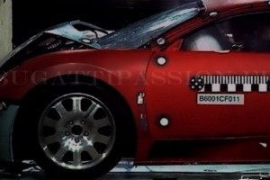 Bugatti Veyron - Crash Test