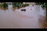 VIDEO: Uraganul Irene a fost mai tare decat masinile militate