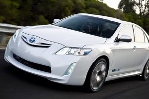 Toyota retehnologizeaza linia de productie Camry