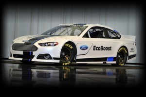Acesta este Noul  Ford Fusion NASCAR Racecar
