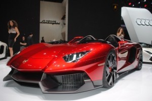 GENEVA 2012 LIVE: Lamborghini Aventador J