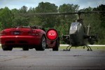 VIDEO: Cei de la Top Gear SUA se intrec cu un elicopter Cobra