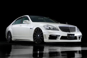 TUNING: Mercedes S-Class si CLS Black Bison