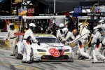 BMW Team RLL a urcat pe podium la Laguna Seca