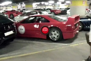140 de modele Ferrari au fost filmate intr-o parcare