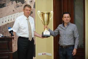 Trofeu special pentru Klaus Iohannis, Primarul Municipiului Sibiu