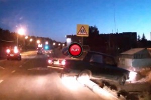 Intre timp in Rusia - Iata ce a facut un sofer rus dupa ce i-a fost lovita masina