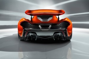 Imagini noi cu superbul McLaren P1
