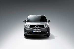 Noul Mercedes-Benz Citan:  un autovehicul comercial eficient pentru oraş