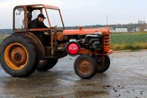 VIDEO: Un tractor numit Teroare