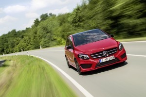 Facelift major pentru Mercedes-Benz Clasa B. Analiza completă a informaţiilor