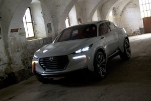 Hyundai Intrado, conceptul prezentat la Salonul Auto Paris