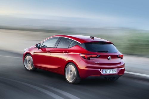 Contributor Bonus Preference OFICIAL: Primele detalii și fotografii cu noul Opel Astra K