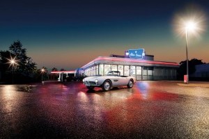 Modelul BMW 507 care a aparţinut lui Elvis Presley a fost restaurat şi va fi prezentat la Concours d’Elegance de la Pebble Beach