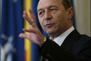 Traian Basescu va merge cu Dacia!