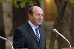 Basescu a anuntat prima masina Ford produsa in Romania