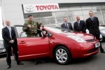 Armata britanica recruteaza 50 de hibride Toyota Prius
