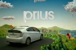 VIDEO: Cum isi promoveaza Toyota noul Prius?
