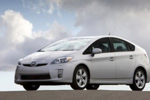 Toyota tine cu greu pasul cu cererea pentru Prius