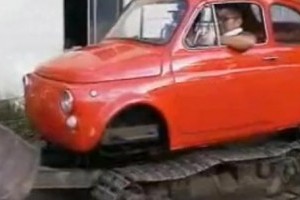 VIDEO: Un Fiat 500 facut buldozer