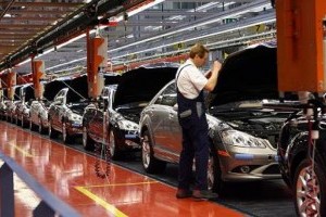 Industria auto germana a depasit punctul critic, dar va mai dura pana isi vor reveni vanzarile
