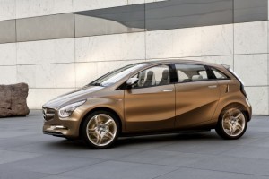 Vezi imagini cu noul Mercedes BlueZERO E-Cell