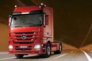 Daimler va produce camioane in Rusia