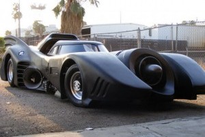 VIDEO: Vezi imagini cu replica Batmobil-ului