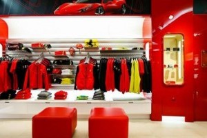 Ferrari a mai deschis un magazin in Atena
