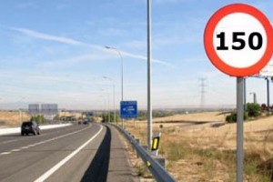Limita de viteza de 150 km/h pe autostrazile Italiei