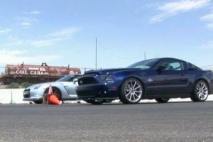 VIDEO: Confruntare comica intre Nissan GT-R si Mustang Shelby GT500