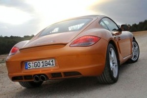 Porsche a anulat contractul cu Magna