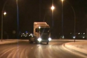 VIDEO: Drift-uri cu camionul