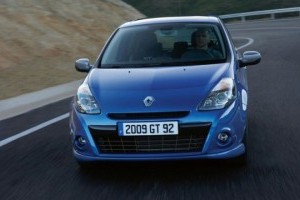 Renault va lansa un Clio cu un consum de 3.7l/100 km