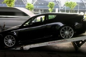 Opel Calibra transformat in Aston Martin DB9