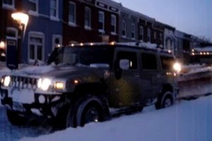 VIDEO: Utiliaj de deszapezire tractat de un Hummer