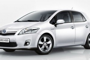 Noul Toyota Auris hibrid va fi lansat la Geneva